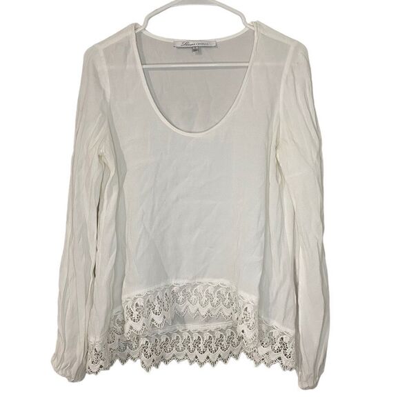 Lovers + Friends Tops - Lovers + Friends Lovely lace trim top
